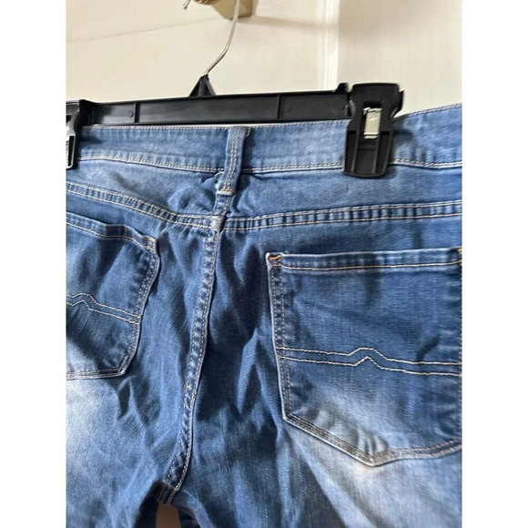 Arizona Jean shorts women’s size 11 - Picture 7 of 7